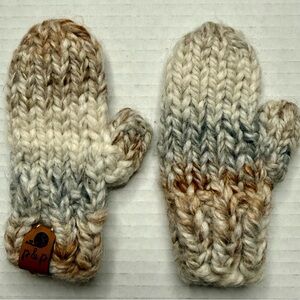 Pine & Poppy - Knit Infant Winter Mittens  - Gray and Cream Ombré